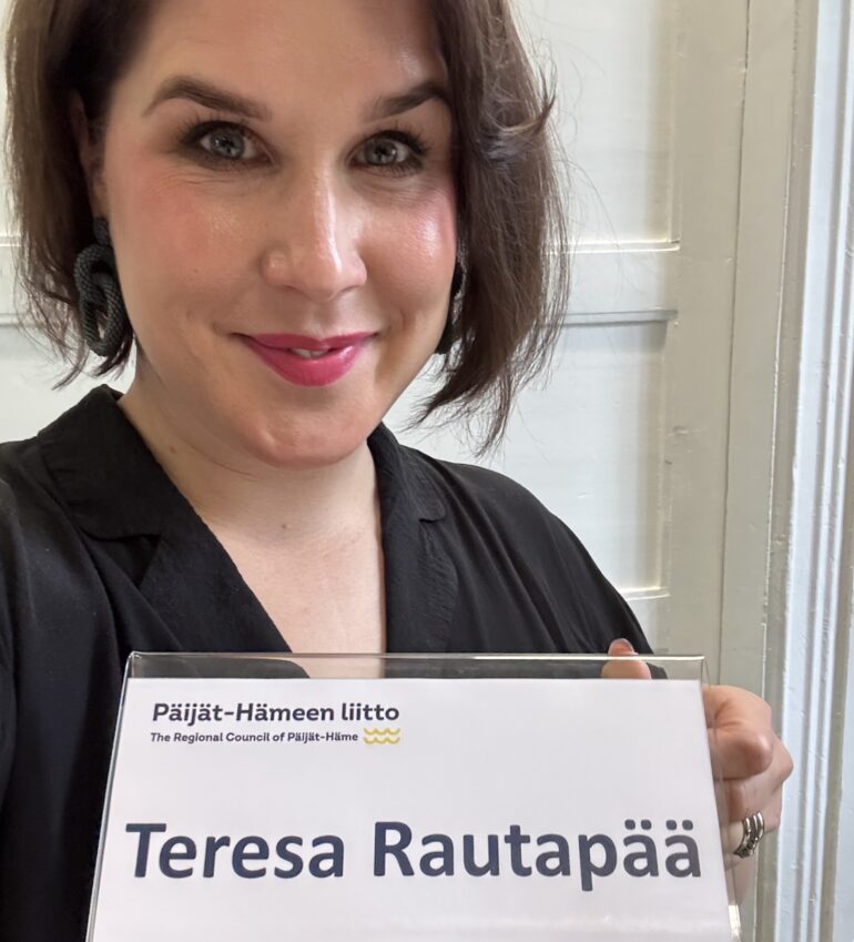 Itäradasta ei pidä tehdä uutta tunnin junaa